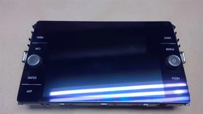 Pantalla de infoentretenimiento usada se adapta a: Volkswagen Atlas 2018 pantalla y control 8`` sc Foto 1 de 4