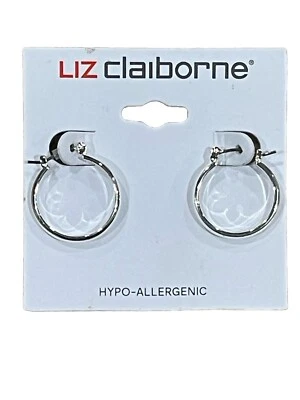 Pendientes de aro de torre de plata Liz Claiborne hipoalergénicos Foto 1 de 3