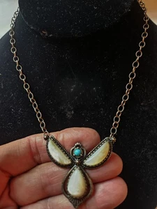 AMAZING VINTAGE CAROLYN POLLACK CP & AW AMERICAN WEST MOP & TURQ ANGEL NECKLACE - Imagen 1 de 2