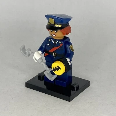 Barbara Gordon minifigure The LEGO Batman Movie Collectible Minifigure Series - Image 1 of 3