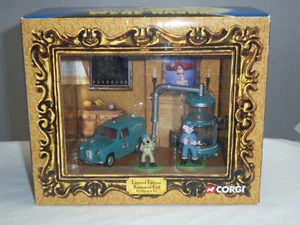 CORGI CC80503 WALLACE AND GROMIT GREEN AUSTIN A35 VAN LTD EDITION FILM CELL SET - Picture 1 of 1