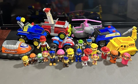 PAW PATROL TOY LOT 7 Vehicles 19 Figures Nickelodeon Characters Kid Toys Cover