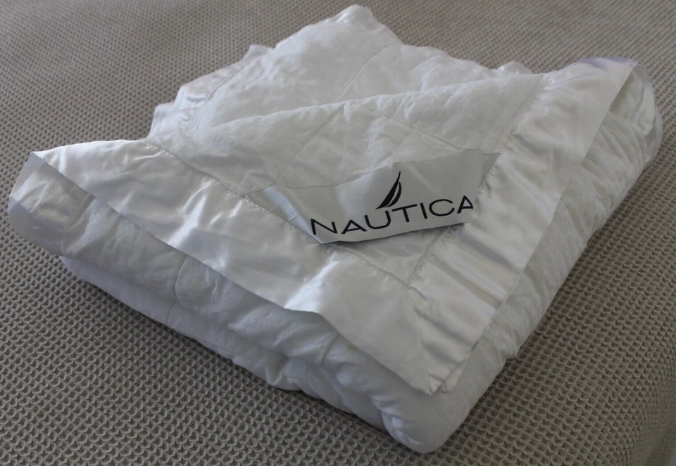Nautica White Cotton Quilt Blanket Satin Trim Queen - Image 1 of 4