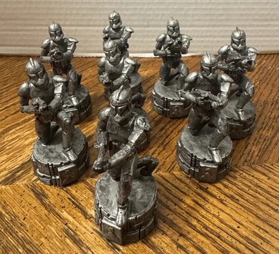 Piezas de ajedrez Star Wars Saga Edition, 8 soldados clon 2005 Foto 1 de 4