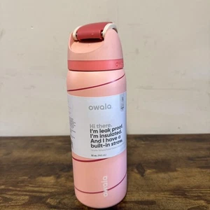 NWT Owala 32oz Free Sip "Candy Cane Lane" Merry & Bright Limited Edition Holiday - Picture 1 of 3