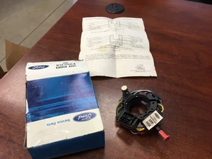 New Old Stock 1971 1972 FORD F-100 Truck Turn Signal Switch D1TZ-13341-A - Picture 1 of 9