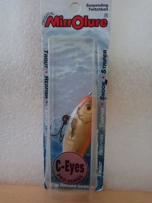 MirrOlure 悬挂 Twitchbait 红色 C17MR Pro 系列 MirrOdine 2" 5/8" 3/8 盎司。 — 第 1/2 张图片