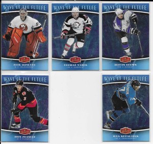 5 CARD FLAIR WAVE OF THE FUTURE INSERTS KOVALCHUK- PHANEUF- DIPIETRO +