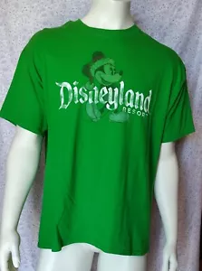Disney Parks Disneyland Resort Santa Mickey Mouse Christmas T-Shirt Large Hanes - Picture 1 of 3
