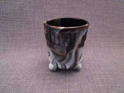 Pot tripode en opaline de foire - Photo 1/2