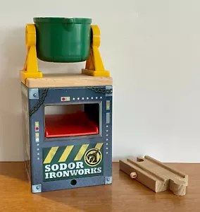 Thomas & Friends Wooden Railway Lights & Sounds SODOR IRONWORKS *Part Missing* - Picture 1 of 5
