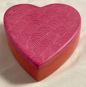 Kleine Schmuckschatulle in Herzform Made in Kenya - Bild 1 von 7