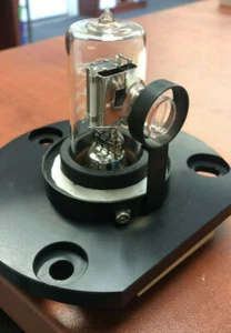 New Deuterium Lamp with Holder L2196-02, Made in Japan - Picture 1 of 5