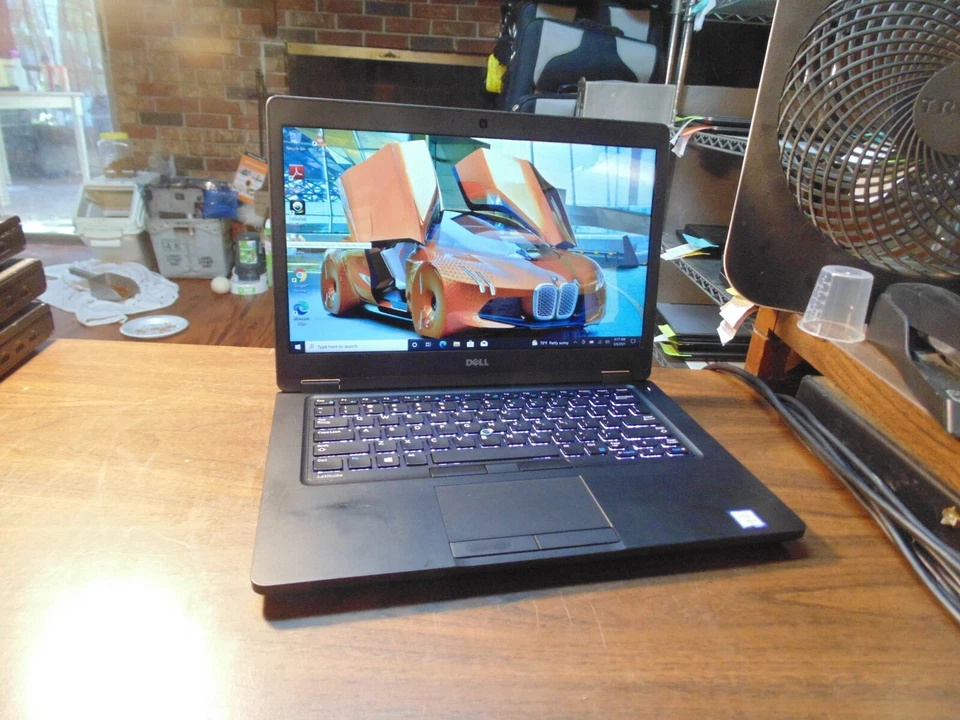 Ultrabook con pantalla táctil DELL LATITUDE 5480 2,40 GHz i5 6300U 8 GB 128 GB SSD #825 Foto 1 de 4