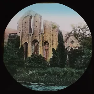 Fotografía VALLE CRUCIS ABBEY EXTERIOR GALES C1887 Linterna Mágica Tintada Diapositiva - Imagen 1 de 5