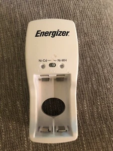 energizer battery charger Ni-Cd Class Two Battery Charger - Picture 1 of 4
