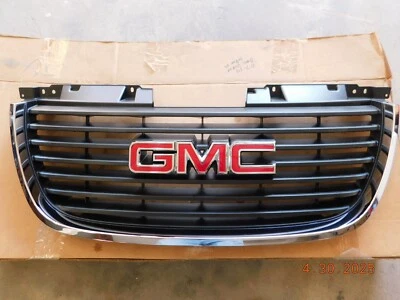 GMC Yukon 2007-2014 parrilla OEM excepto Denali Foto 1 de 4