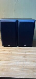 B&W DM303 Speakers (Pair) mint condition. Won’t find a cleaner pair.