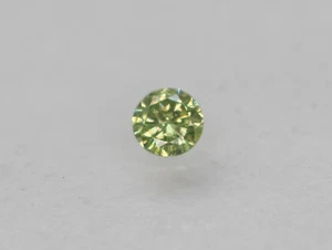 0.01 Carat Olive Green VVS2 Round Brilliant Natural Enhanced Loose Diamond 1.22m - Picture 1 of 1