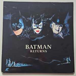 Tim Burton's BATMAN RETURNS Laserdisc starring Keaton, Pfeiffer, DeVito 1992 - Picture 1 of 6