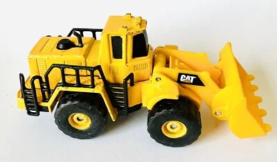 Funrise Cat Earthmover/Dozer - 2019 Caterpillar Heavy Equipment Toy 4” Length - Image 1 of 4