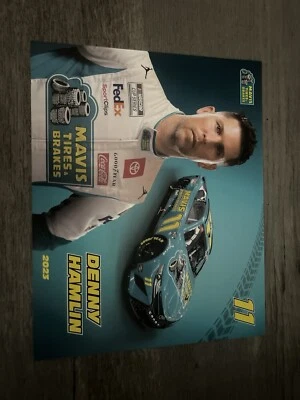 Tarjeta postal Denny Hamlin #11 2023 Mavis Tire Joe Gibbs Racing Nascar Hero Foto 1 de 2