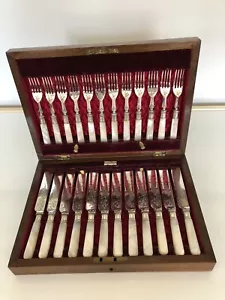 24 PIECE CANTEEN OF MOTHER OF PEARL & SILVER PLATED  KNIVES & FORKS (MOP-Z) - Picture 1 of 10