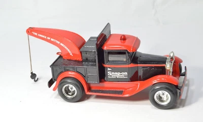 Snap-on Model A Wrecker Locking Coin Bank 1:25 scale by Liberty Classics Inc. - Image 1 of 4