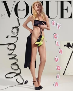 CLAUDIA SCHIFFER Anok Yai VOGUE Magazine Italia August 2019 COVER 1 Sealed NEW - Picture 1 of 7