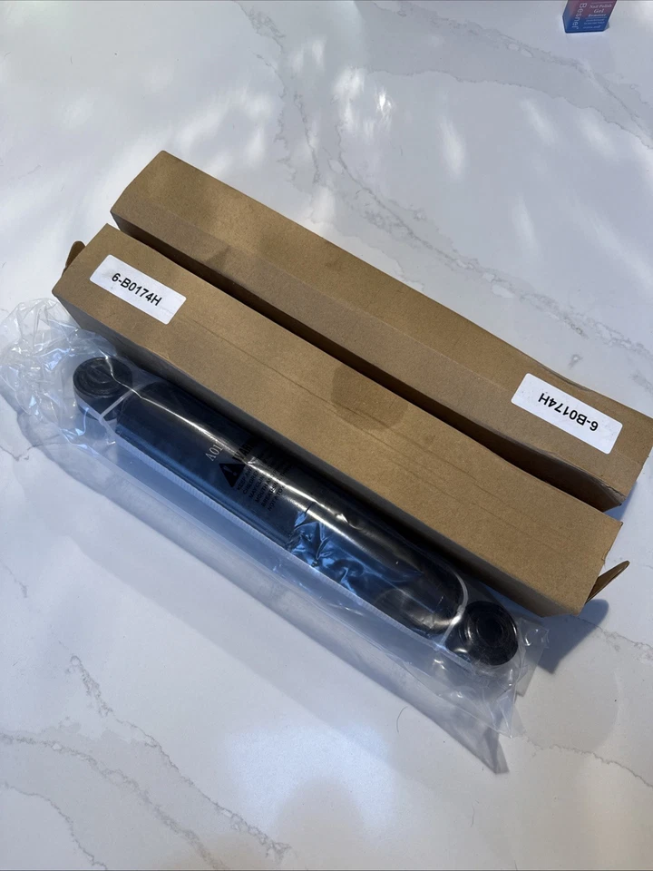 2 pc Rear shocks 2003-2008 Honda Pilot & 2001-2002 MDX - Image 1 of 1