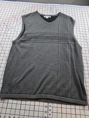 Geoffrey Beene Mens Sweater Medium Gray Vest Sleeveless V Neck Ysed Good Shape - Image 1 of 4