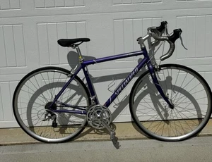 For Sale: Specialized Dolce Women’s Road Bike - Picture 1 of 10