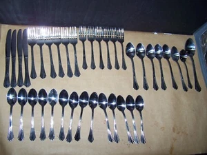 Oneida Stainless Flatware Silverware 38 Pc set Spoons Knives Forks - Picture 1 of 5