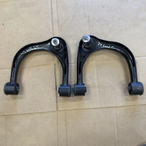 2024-25 Toyota Land Cruiser Upper Control Arms Genuine OEM Set 48630-60100 - Picture 1 of 5