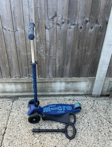 Maxi Micro Scooter With O bar and Seat Blue Blue 5-12 years - Picture 1 of 4