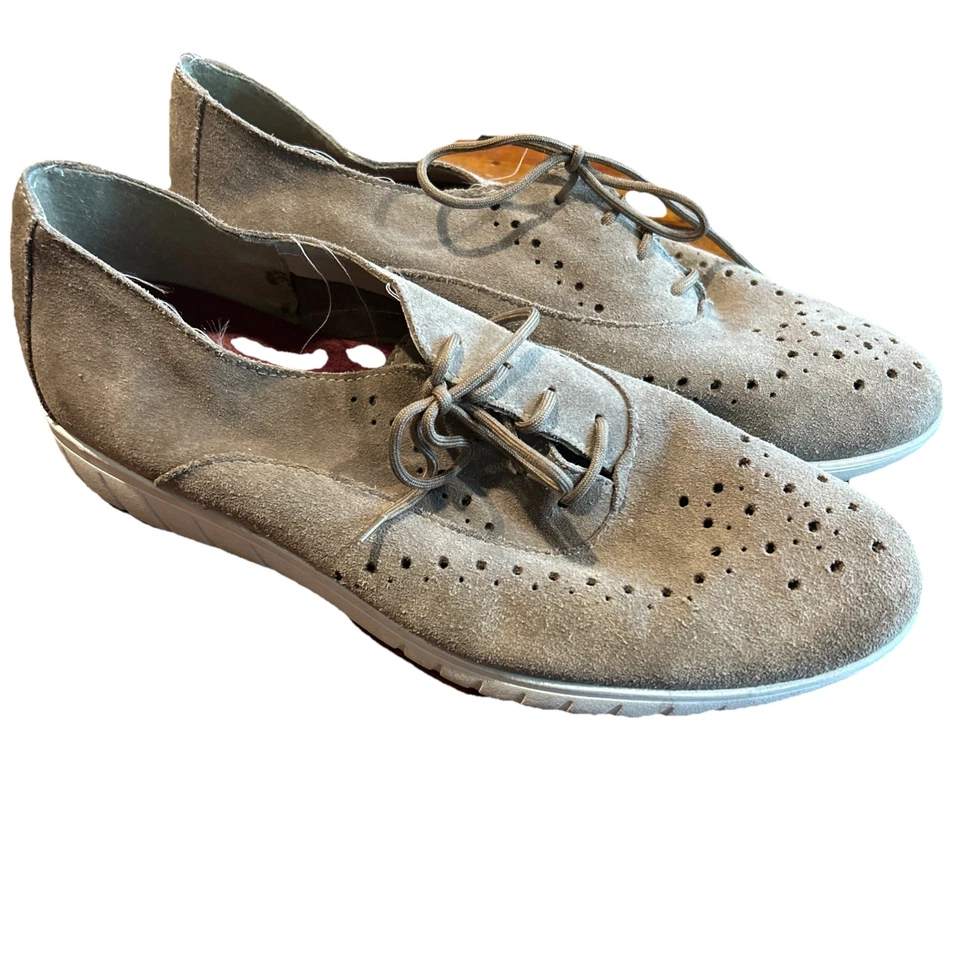 Zapato Deportivo Munro Mujer Wellesley Talla 8.5 M Gris Moda Tenis Usado en Excelente Condición Gamuza Foto 1 de 4