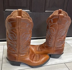 Ariat Heritage Almond Toe Western Boot Brown Rebel w/Blue Floral Stitch 10B - Bild 1 von 18