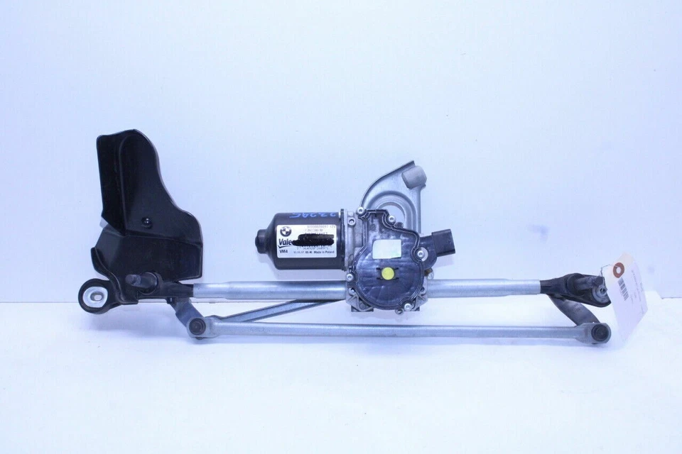 2014-2021 BMW M2 M235i M240i Windshield Wiper Motor Linkage OEM Used - Image 1 of 3