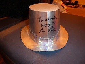 Autographed Les Paul Happy New Year 2008 paper hat unique rare + proof - Picture 1 of 6