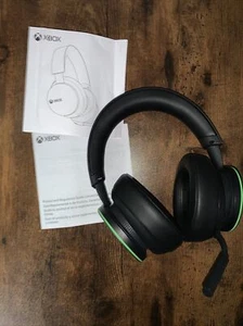 Xbox Wireless Stereo Headset - NWOB - Picture 1 of 4