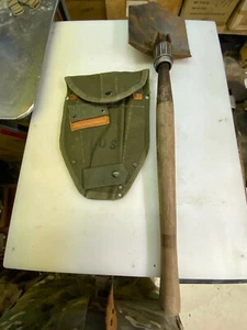VINTAGE RARE WW2 1944 TRENCH SHOVEL BY WOOD: COLLAPSIBLE  + 1960 COVER - Picture 1 of 4
