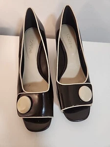 Nickels Soft Black Shoes White Button 9M Open Toe - Picture 1 of 19