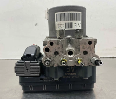 2015 Infiniti QX60 3.5 антиблокировочный тормозной насос модуль управления ABS 75K 476609NB0B 14 - Изображение 1 из 4