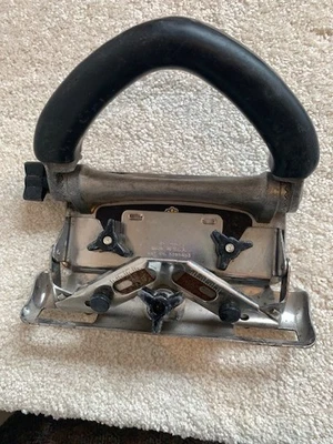 ROBERTS RECORTADORA DE ALFOMBRAS AJUSTABLE - MODELO #10-906 HECHO EN EE. UU. Foto 1 de 3