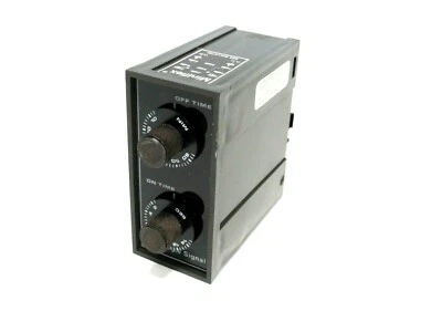 Nuovo Eagle Signal DA2012A3 Timer A Ciclo Ripetuto - Image 1 of 4