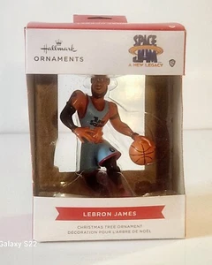 2021 HALLMARK Space Jam A New Legacy LEBRON JAMES Christmas Ornament - Bild 1 von 7