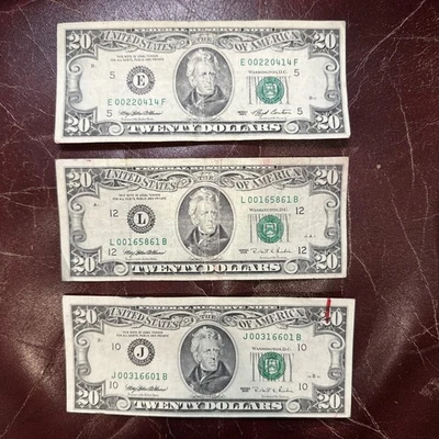 (1)1993 (2)1995 $20 Vintage Federal Reserve Note Serial super low serials “00” - Image 1 of 2