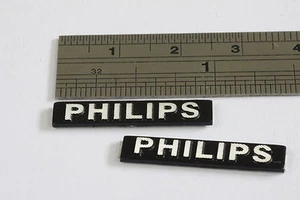 2 x For Replacement PHILIPS Mini Logo Badge 25mm x 5mm - Adhesive - Picture 1 of 1
