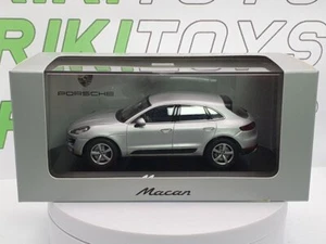 Porsche Macan Minichamps 1/43 Argento - Foto 1 di 2