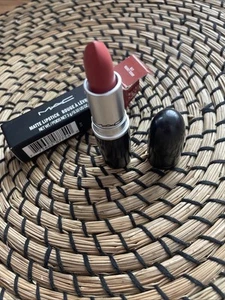 Mac Matte Lipstick Velvet Teddy 617 - Picture 1 of 5